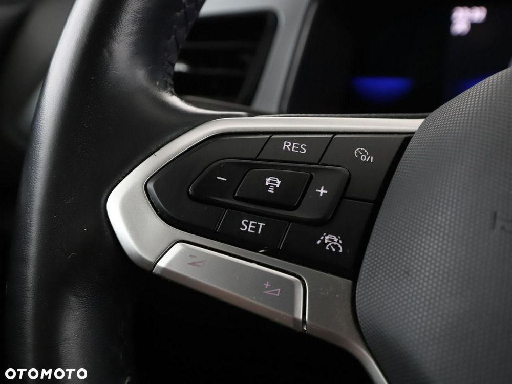 Volkswagen T-Roc 2.0 TDI SCR DSG Life - 32
