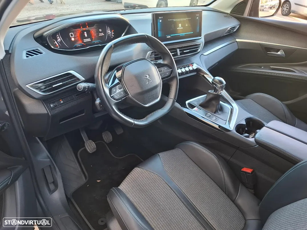 Peugeot 3008 PureTech 130 Stop & Start GPF Allure - 28
