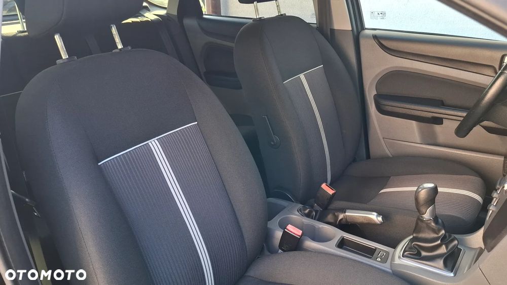 Ford Focus 1.6 16V Black Magic - 20