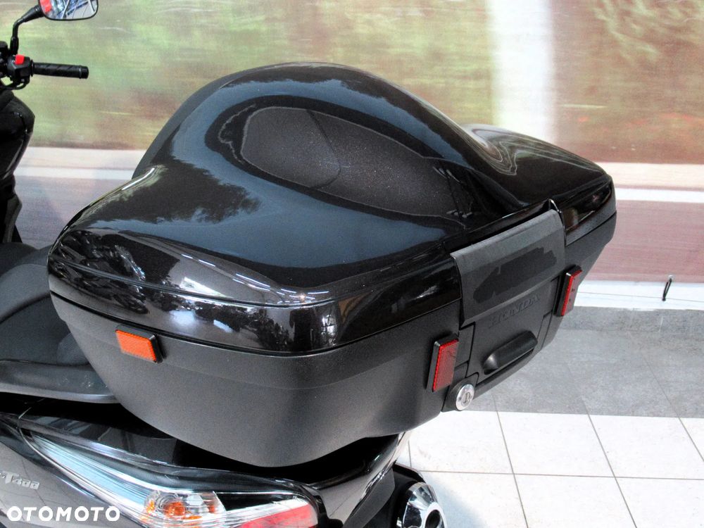 Honda SW-T400 - 25