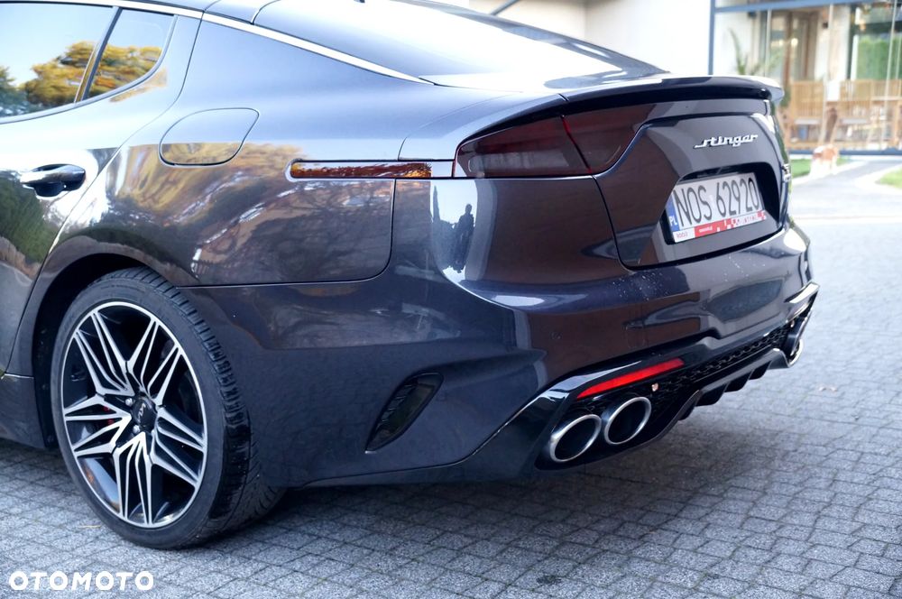 Kia Stinger - 26