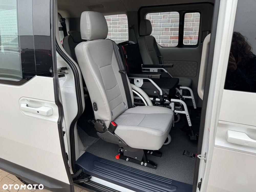Kia PV5 71.2kWh - 13