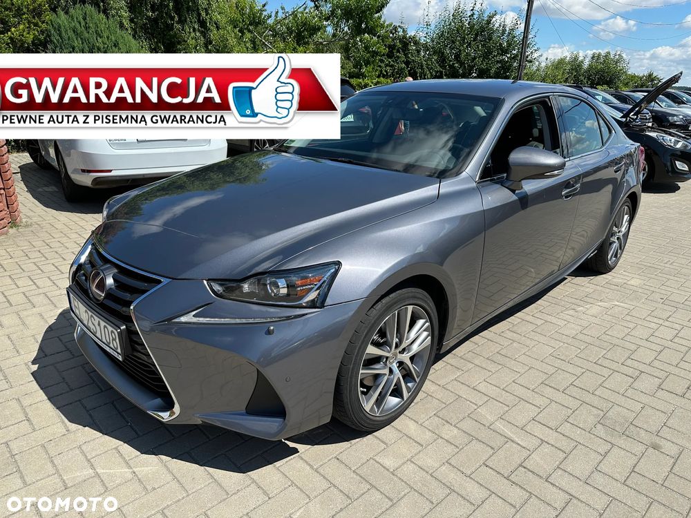 Lexus IS - 1