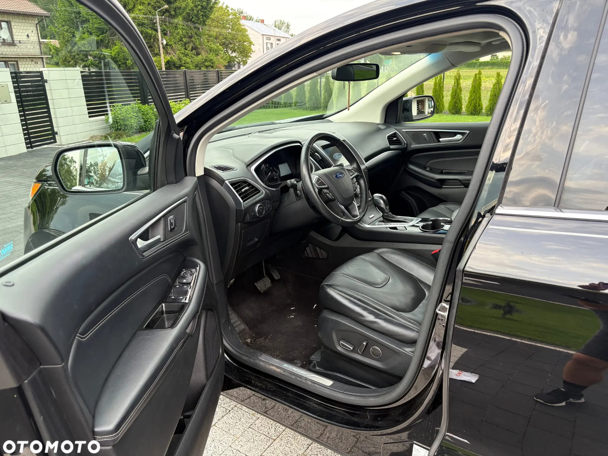 Ford Edge - 12