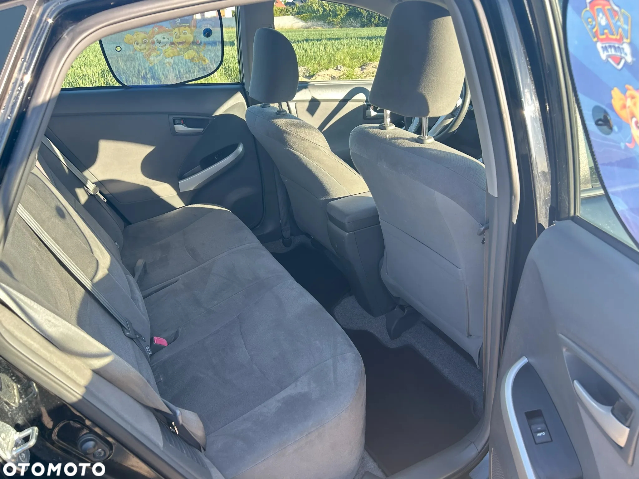 Toyota Prius (Hybrid) - 5