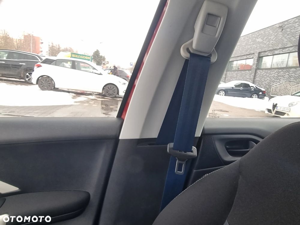 Peugeot 208 68 VTI Active - 22