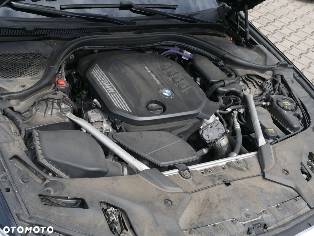 BMW Seria 5 520d Luxury Line - 27
