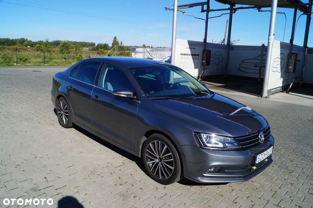 Volkswagen Jetta 1.4 TSI BMT Highline - 5