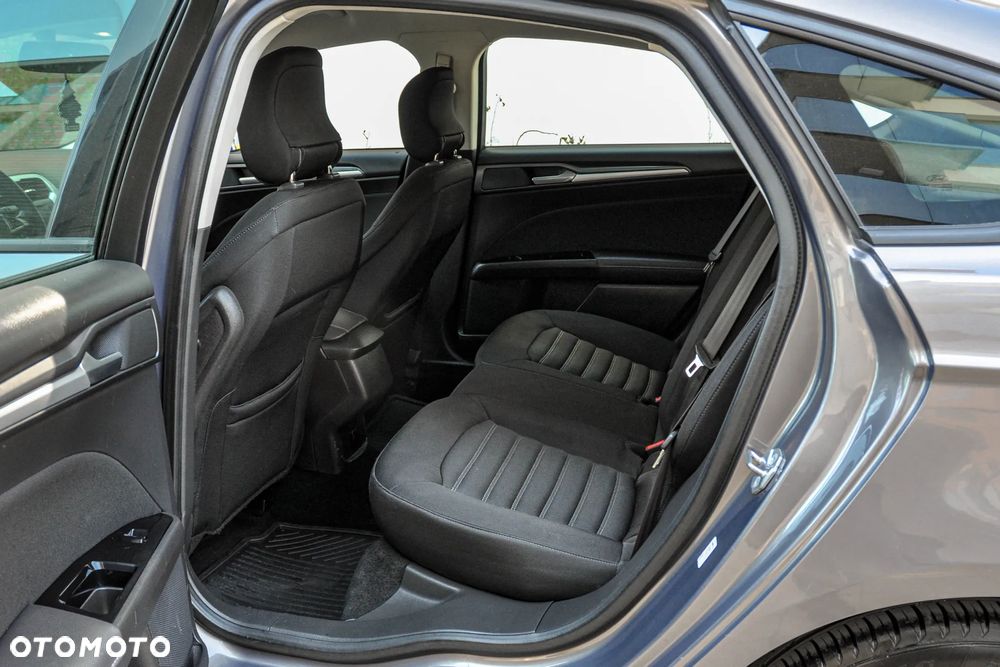 Ford Mondeo - 8