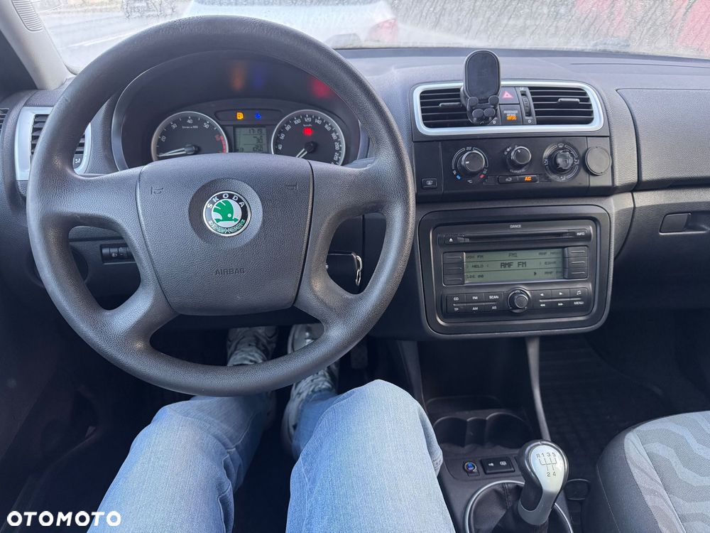 Skoda Fabia 1.2 HTP - 11