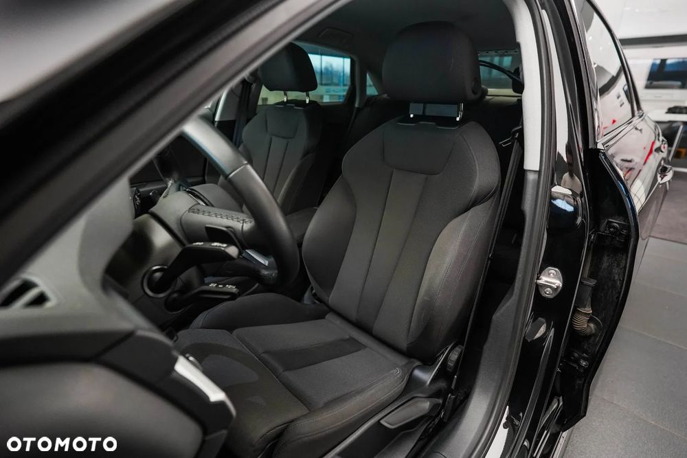 Audi A4 Limousine 40 TDI S Line S tronic - 13