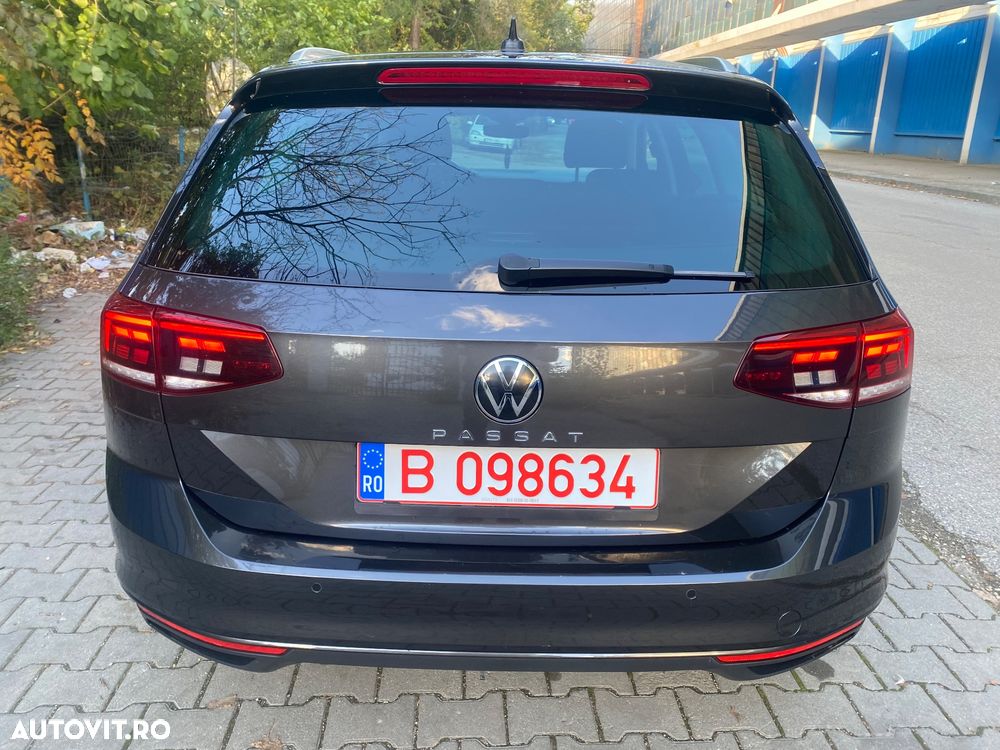 Volkswagen Passat Variant 2.0 TDI DSG Elegance - 18