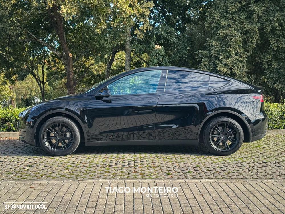 Tesla Model Y 2023 photo 3