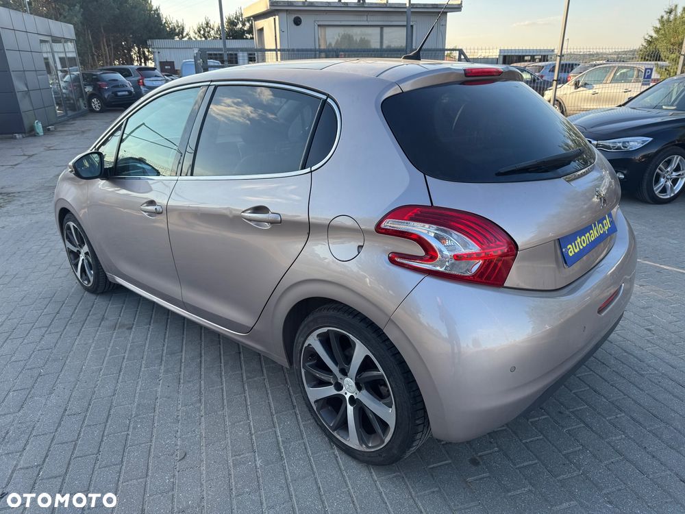 Peugeot 208 e-HDi FAP 92 Stop&Start Allure - 2