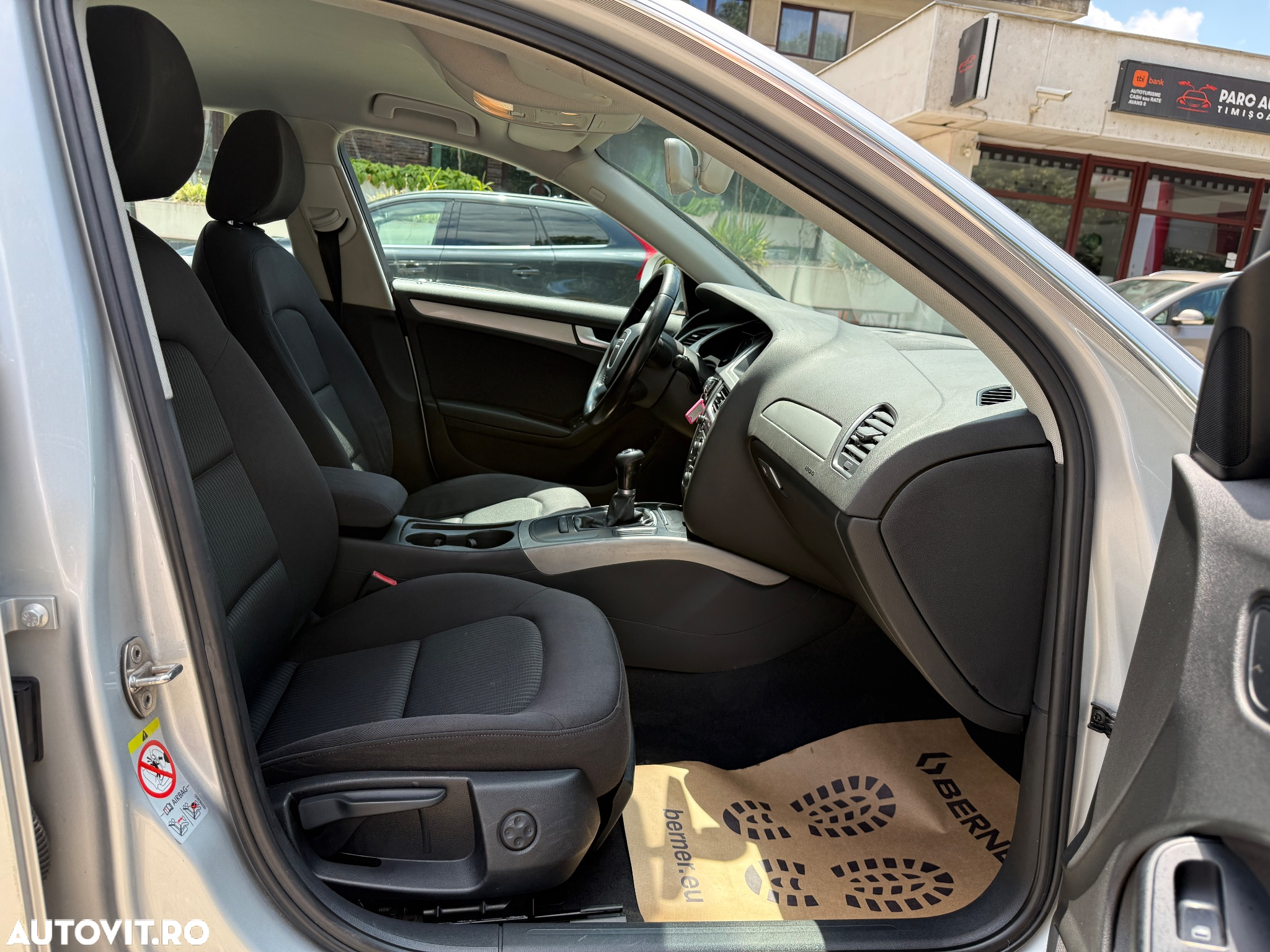 Audi A4 Avant 2.0 TDI DPF Ambition - 14