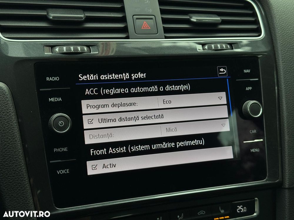 Volkswagen Golf - 14