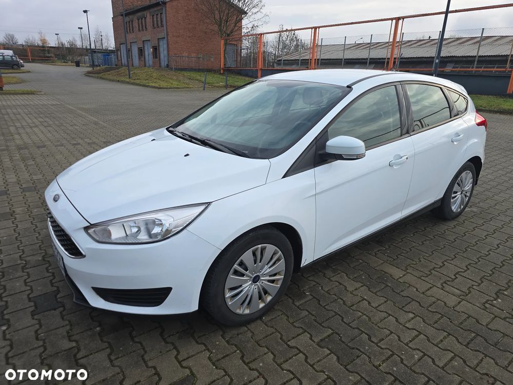 Ford Focus 1.6 Trend - 9