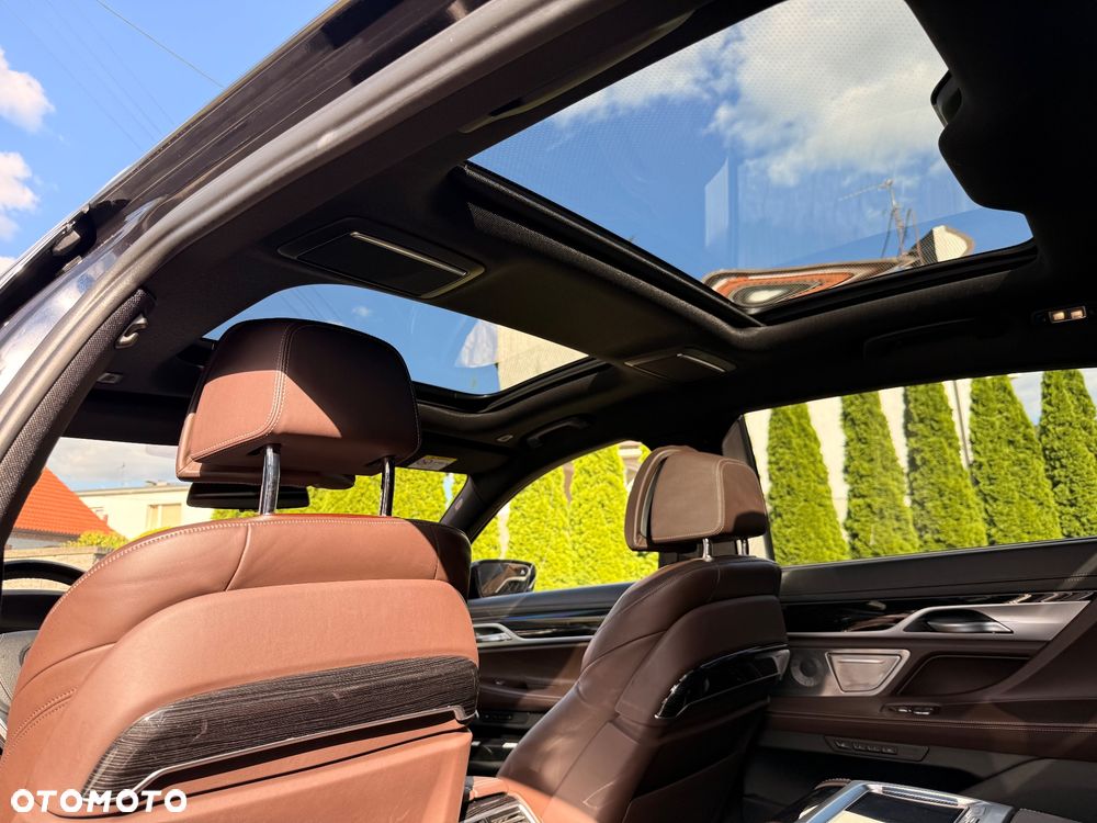 BMW Seria 7 750Li - 20