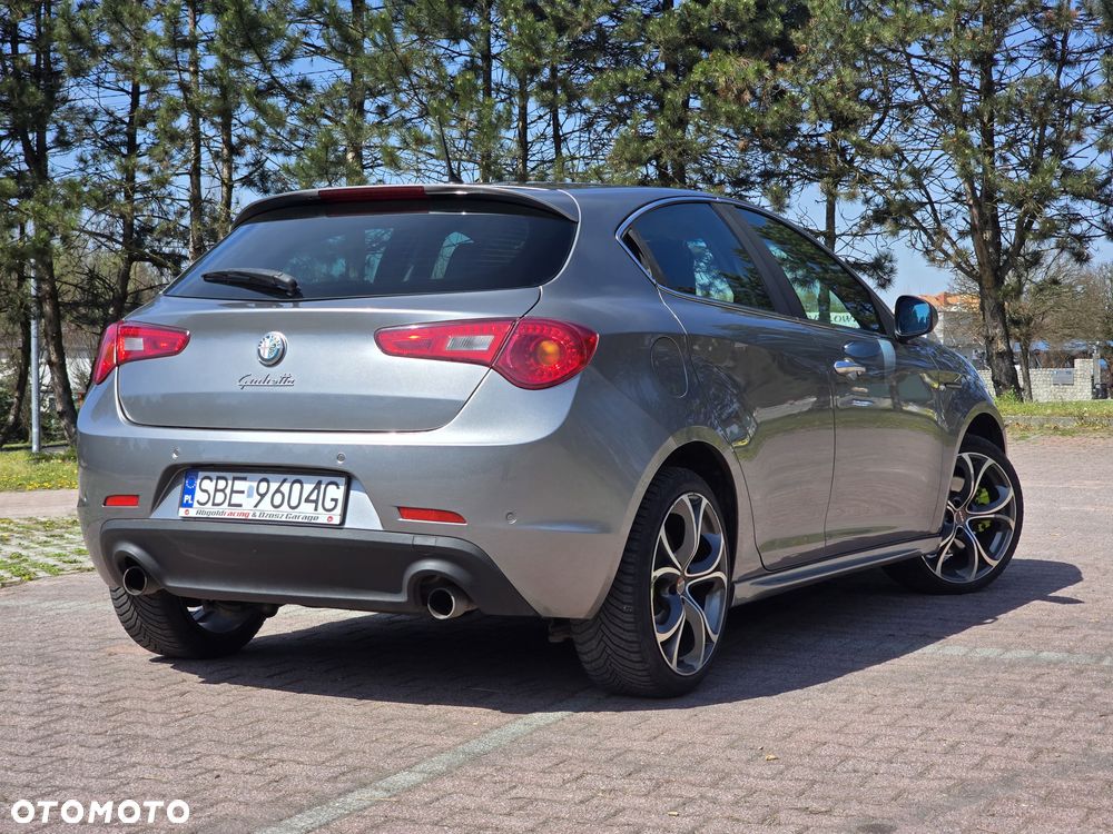 Alfa Romeo Giulietta 2.0 JTDM 16V - 1