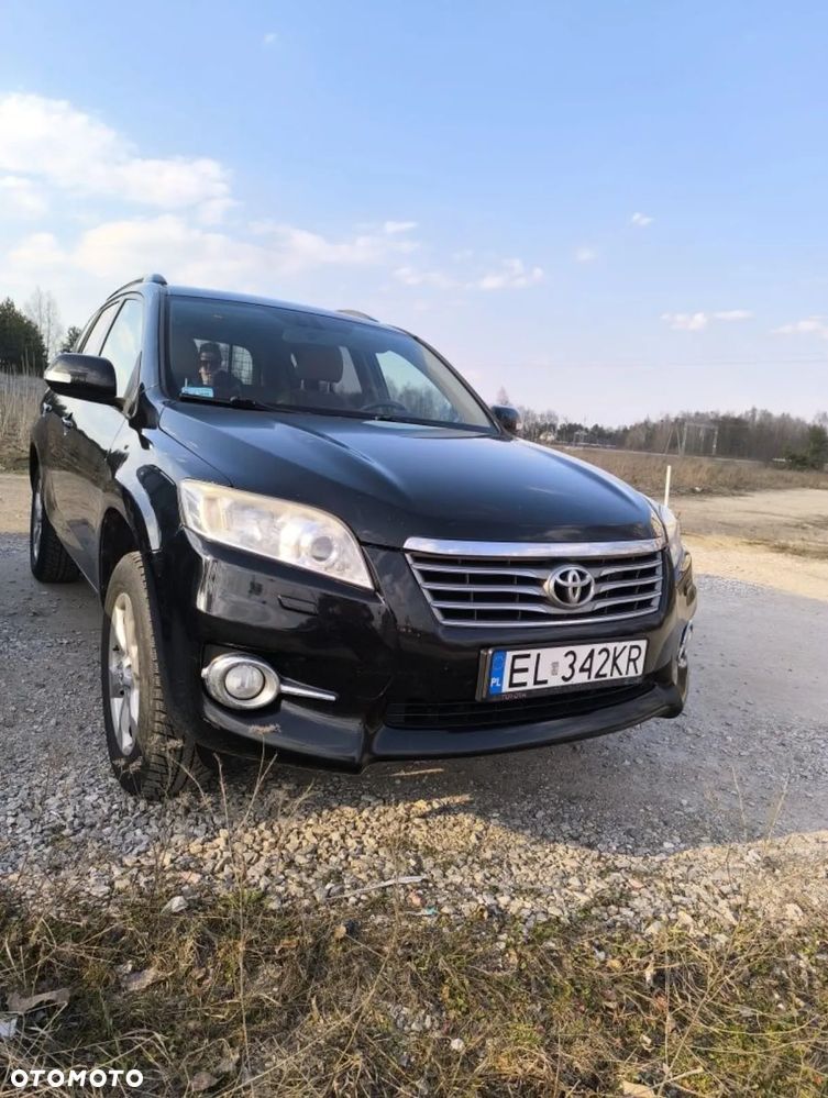 Toyota RAV4 - 1