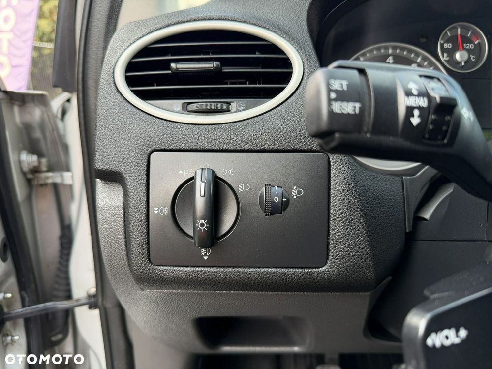 Ford Focus - 12