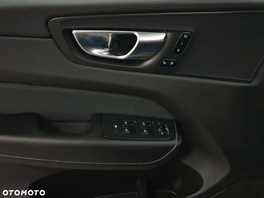 Volvo XC 60 B4 D Geartronic RDesign - 7