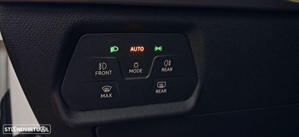 SEAT Leon ST 2.0 TDI FR DSG S/S - 7