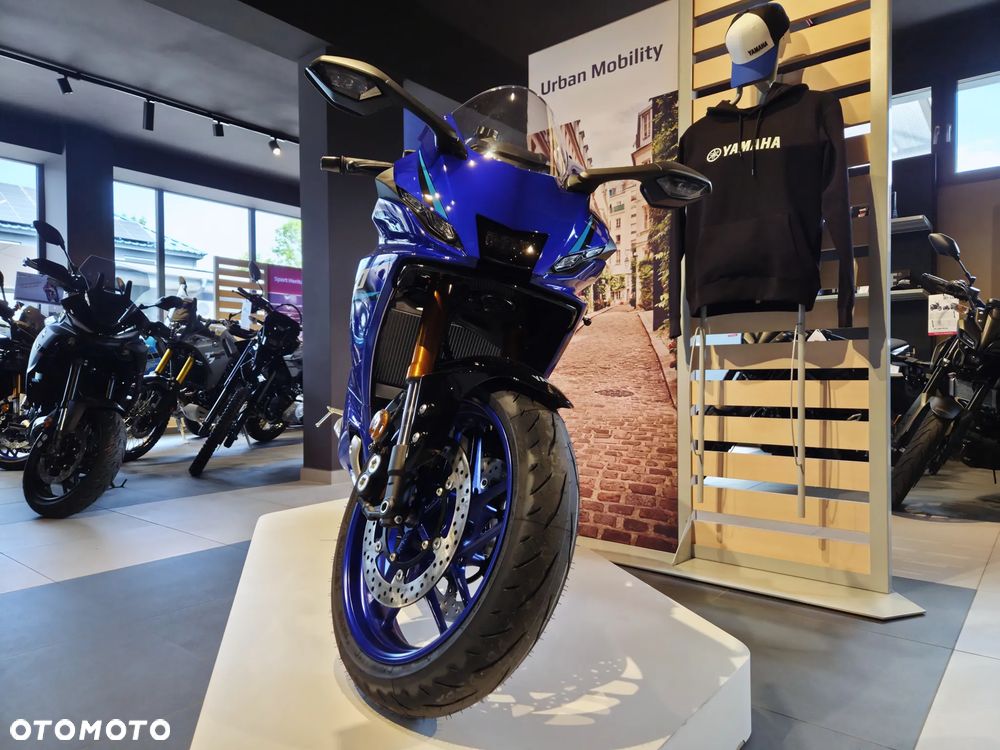 Yamaha R7 - 13