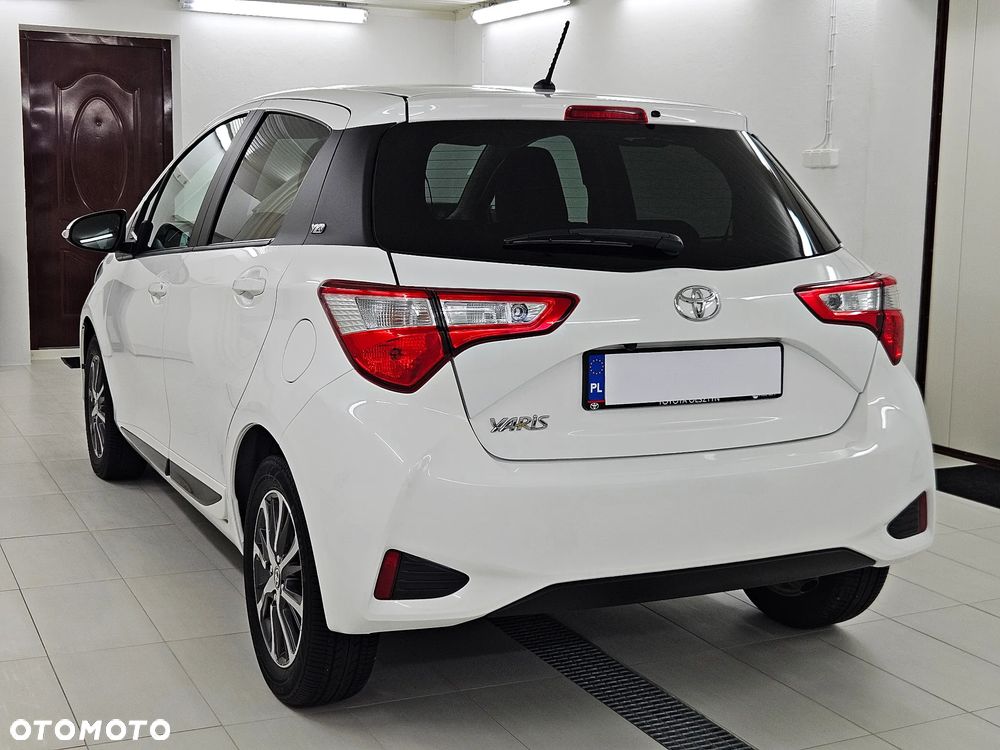 Toyota Yaris 1.5 Premium - 2
