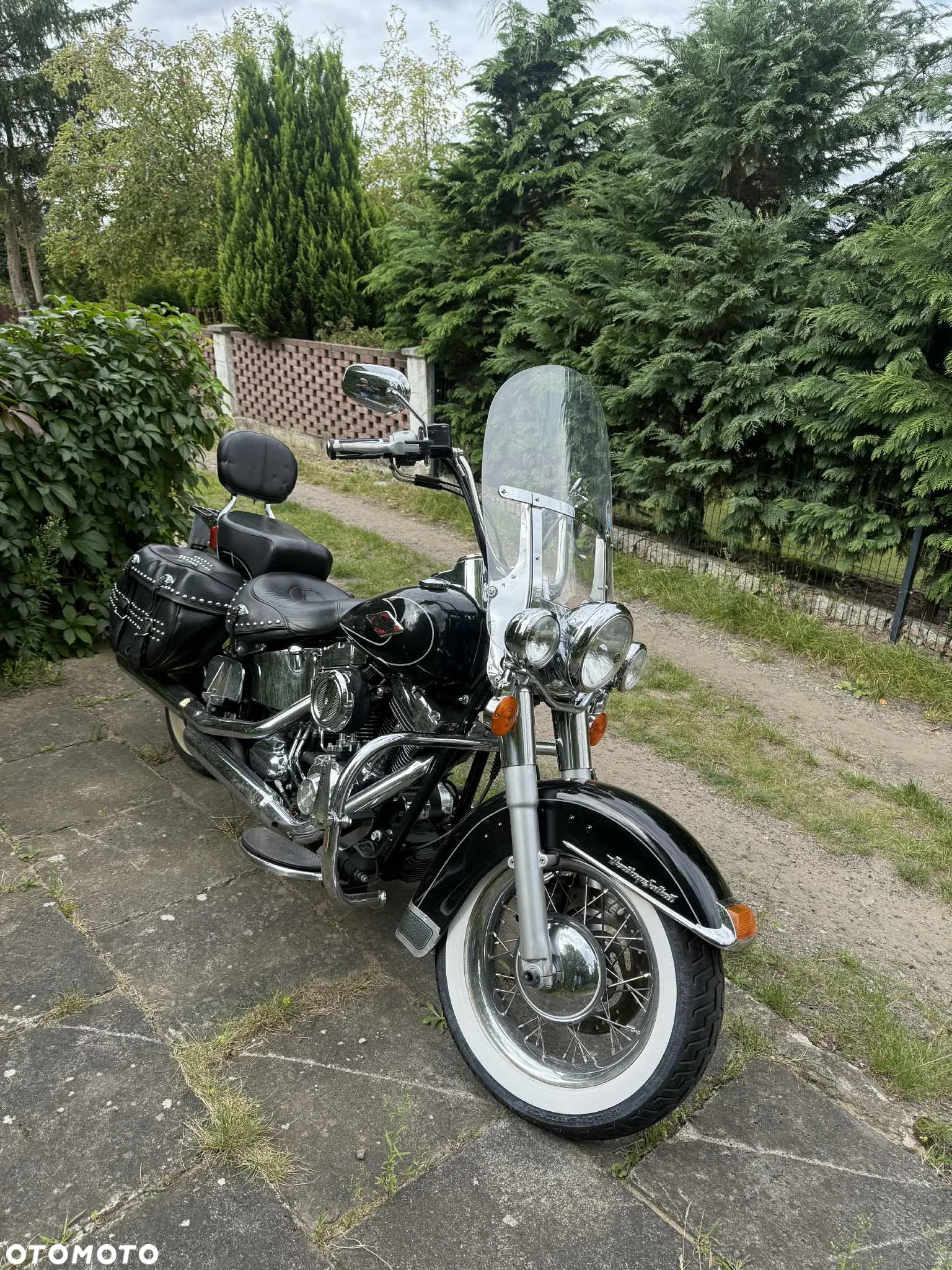 Harley-Davidson Softail Deluxe - 3