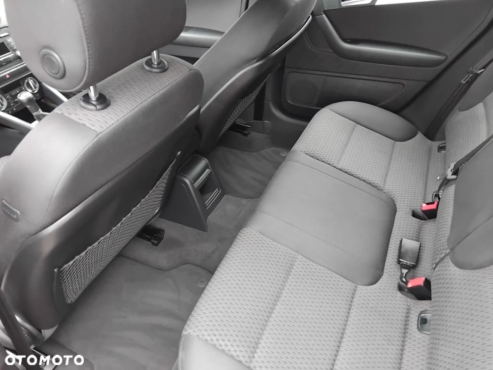 Audi A3 Sportback 1.8 TFSI Attraction - 14