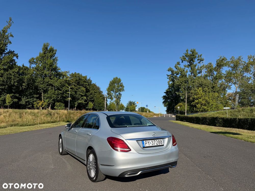 Mercedes-Benz Klasa C 180 7G-TRONIC - 9