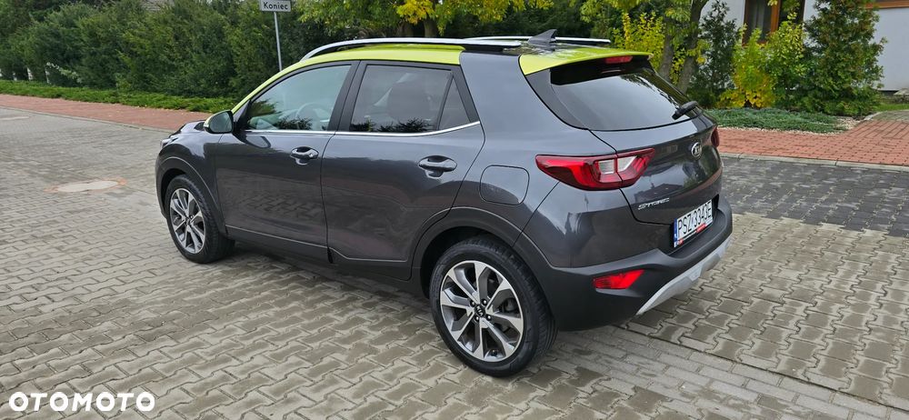 Kia Stonic - 33