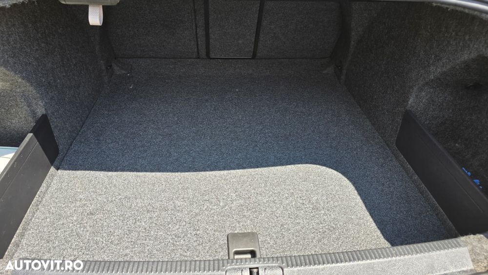 Volkswagen Passat 2.0TDI Highline DPF - 18