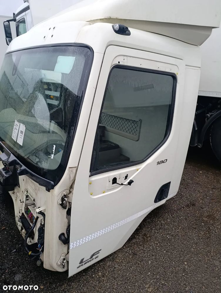 KABINA DZIENNA ANGLIK DAF LF 45 55 EURO 6 17.5 - 4
