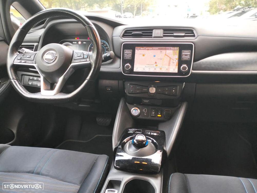 Nissan Leaf N-Connecta Two Tone - 10