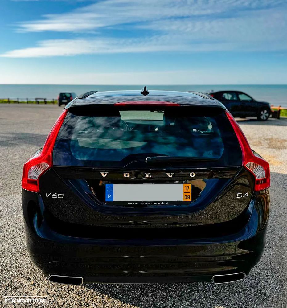Volvo V60 2.0 D4 Momentum - 7