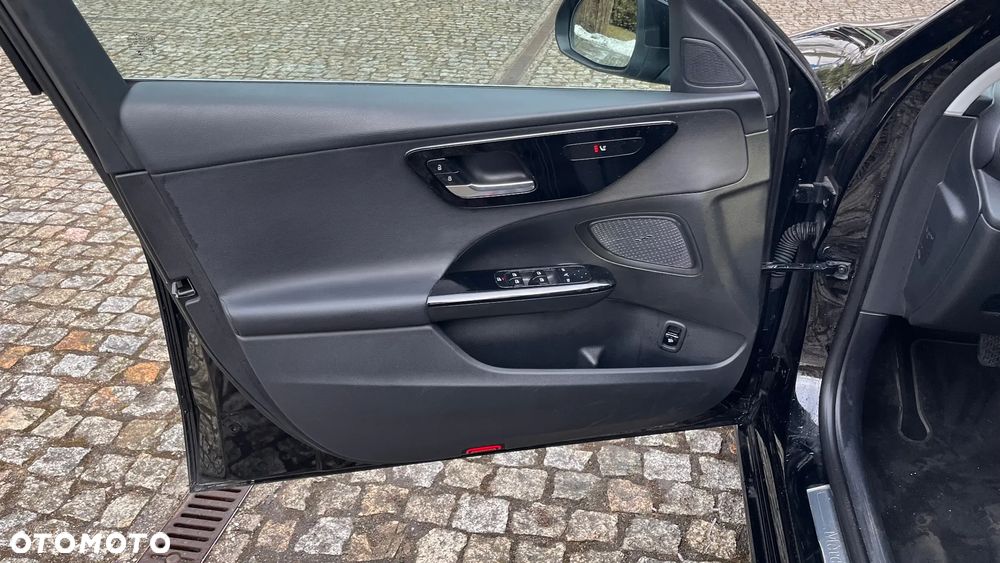 Mercedes-Benz Klasa C 200 d 9G-TRONIC - 13