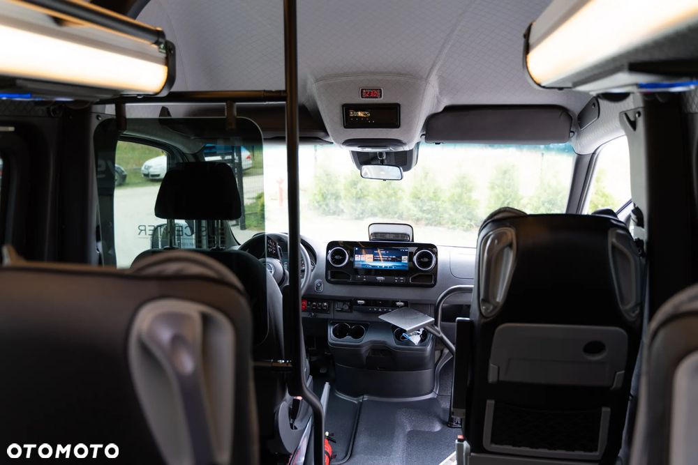 Mercedes-Benz Sprinter 519 - 5