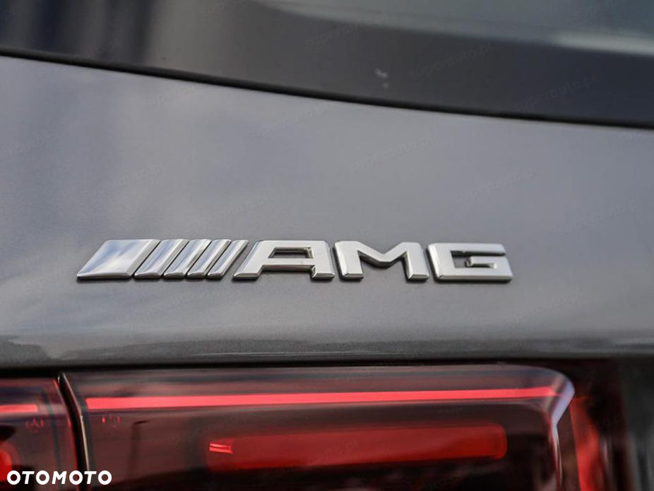 Mercedes-Benz GLB - 9