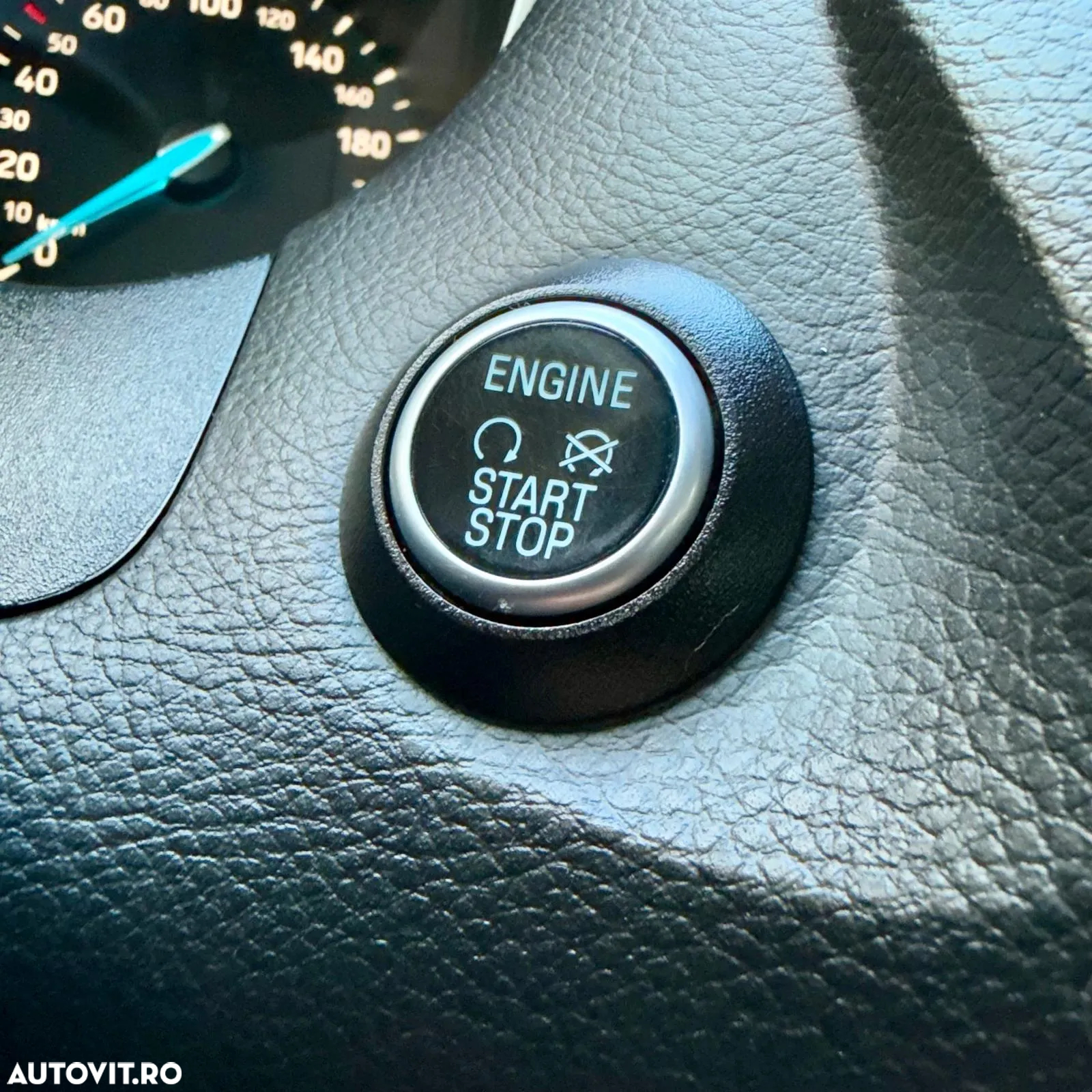 Ford Focus 1.5 EcoBlue Start-Stopp-System Aut. TITANIUM - 37