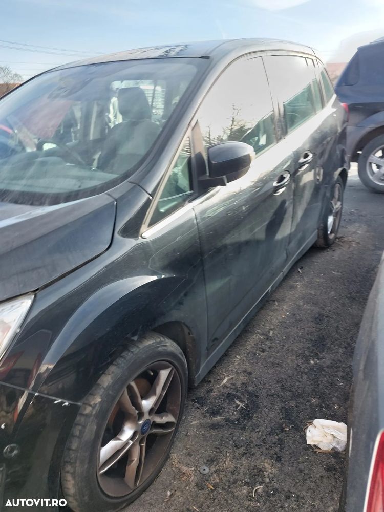 Dezmembrez Ford Grand C-max - 3
