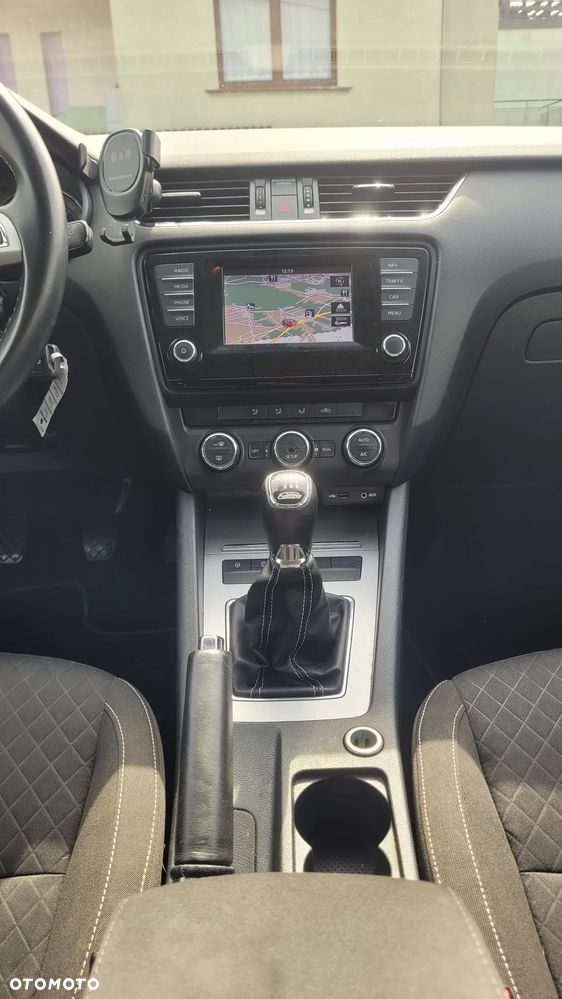 Skoda Octavia 1.4 TSI Edition - 14