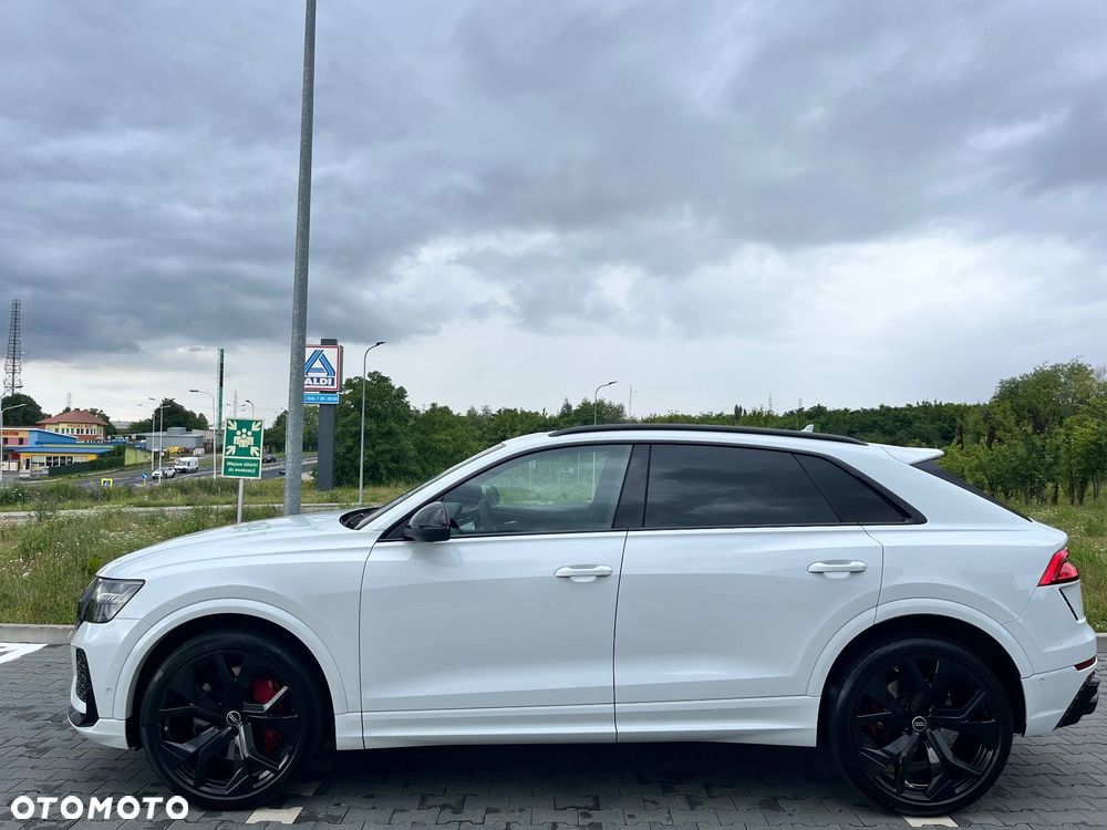 Audi RS Q8 - 3