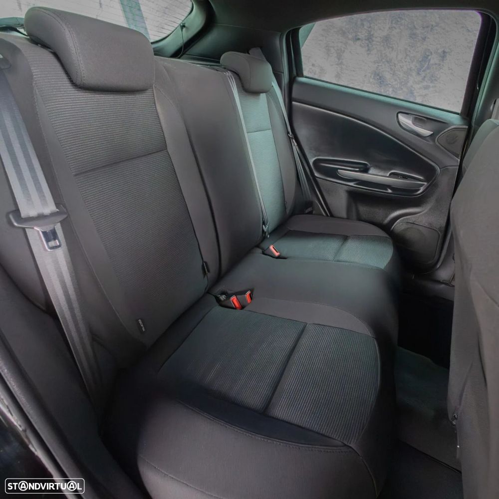 Alfa Romeo Giulietta 1.6 JTDm Veloce - 17