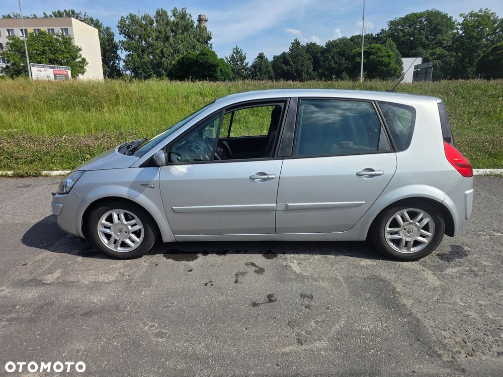 Renault Scenic 2.0 16V Privilege - 3