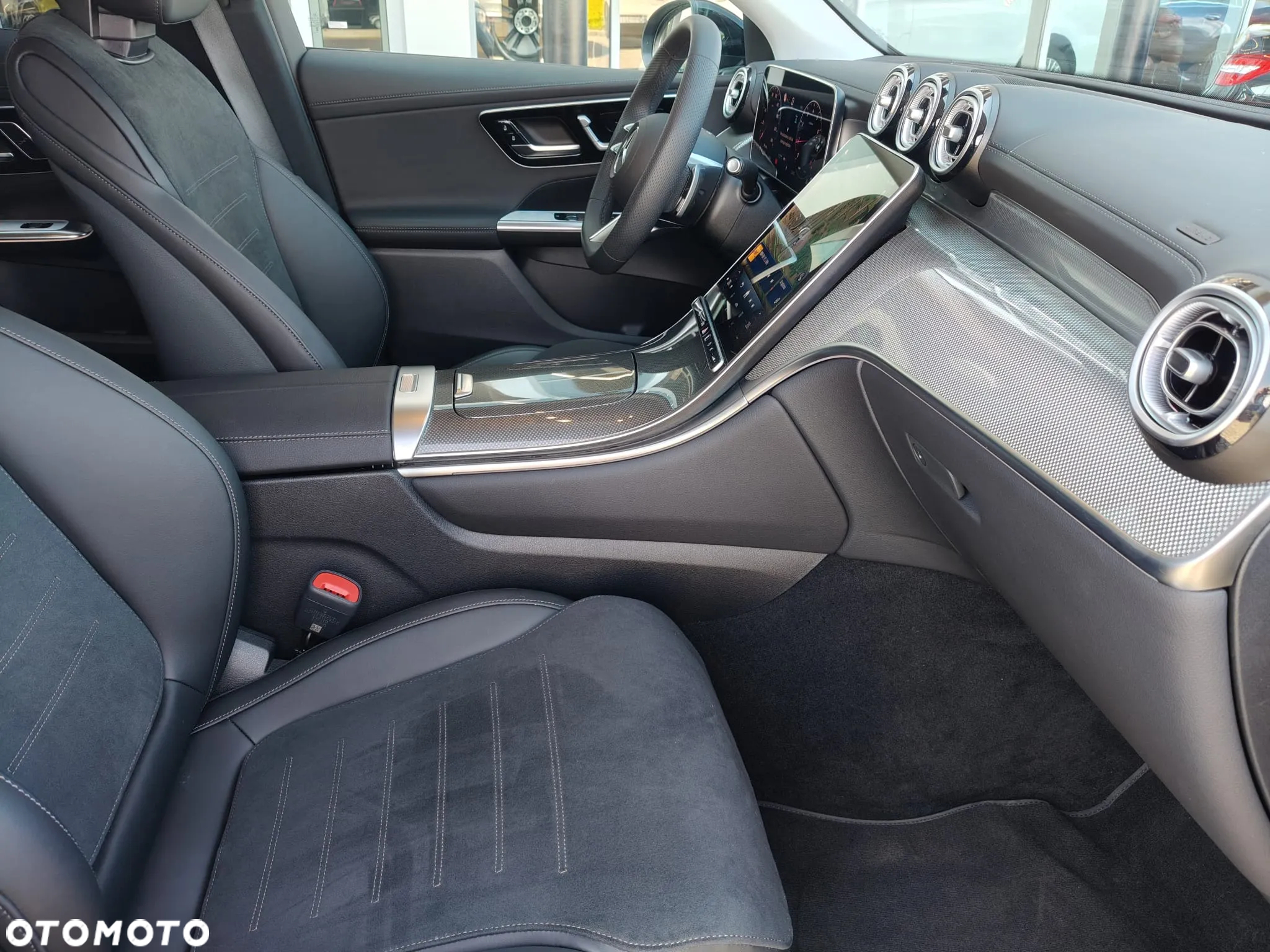 Mercedes-Benz GLC Coupe 200 mHEV 4-Matic AMG Line - 21