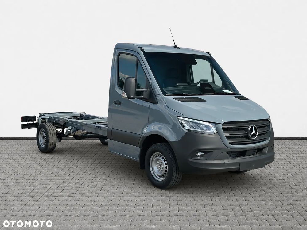 Mercedes-Benz Sprinter - 7