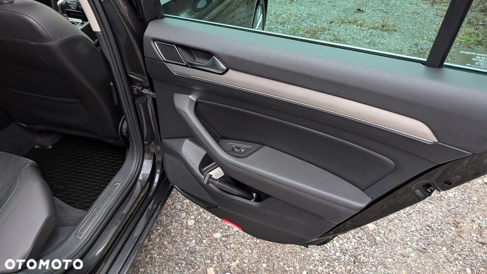 Volkswagen Passat 2.0 TDI BMT SCR Highline DSG7 - 11