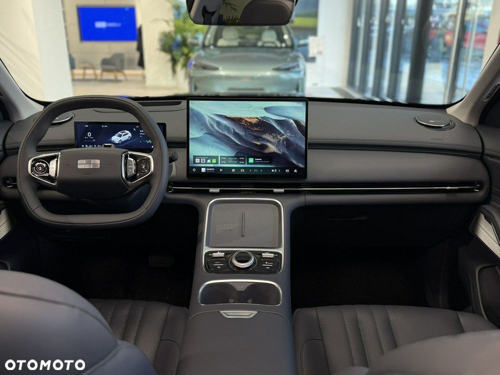 Geely Starray - 12